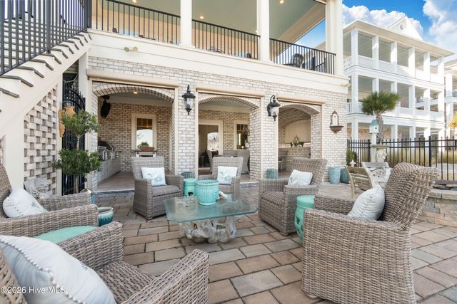 205 Back Street, Newport, NC 28570