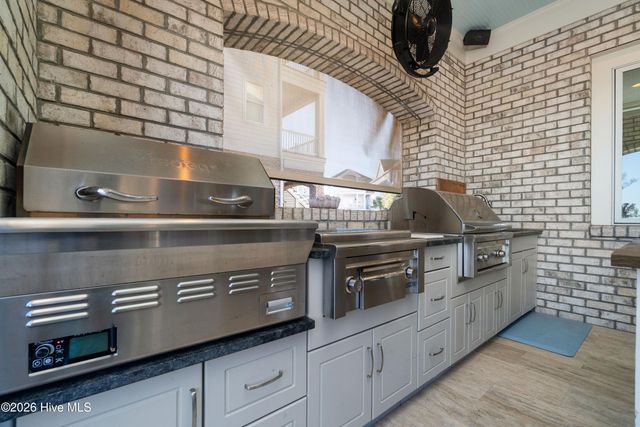 205 Back Street, Newport, NC 28570