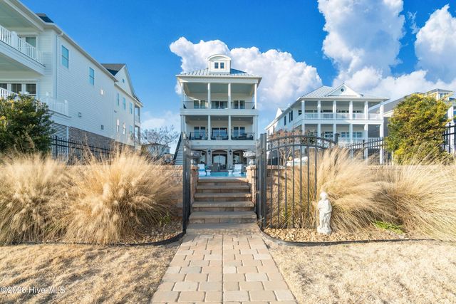 205 Back Street, Newport, NC 28570