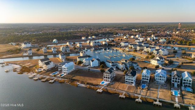 205 Back Street, Newport, NC 28570