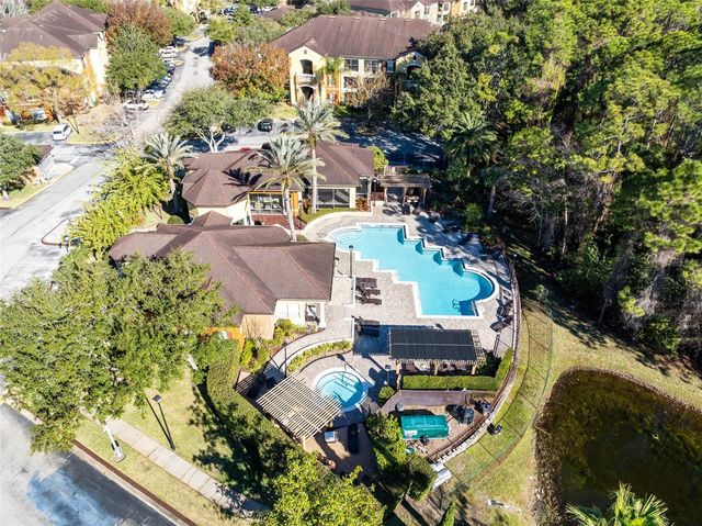 802 CREST PINES DRIVE 824, Orlando, FL 32828