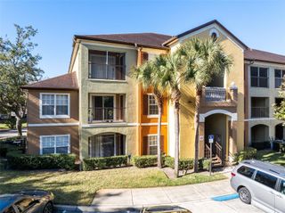 802 CREST PINES DRIVE 824, Orlando, FL 32828