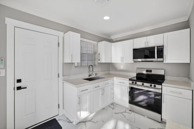 108 SW 24th Avenue, Fort Lauderdale, FL 33312