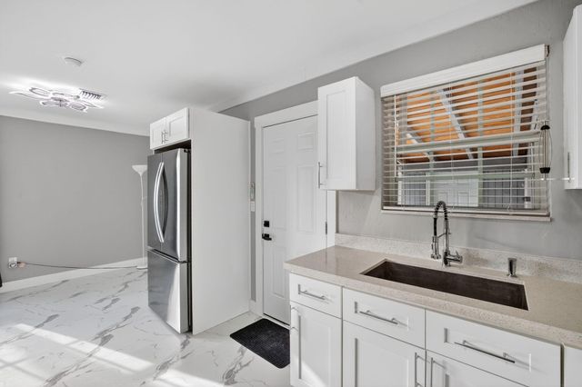 108 SW 24th Avenue, Fort Lauderdale, FL 33312