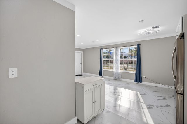 108 SW 24th Avenue, Fort Lauderdale, FL 33312