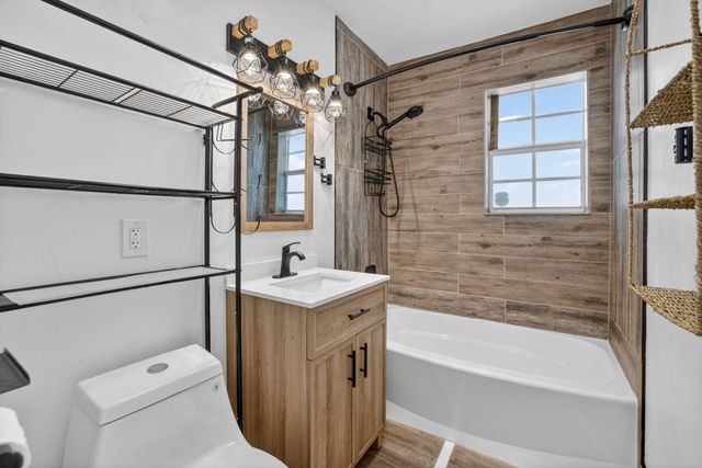 108 SW 24th Avenue, Fort Lauderdale, FL 33312