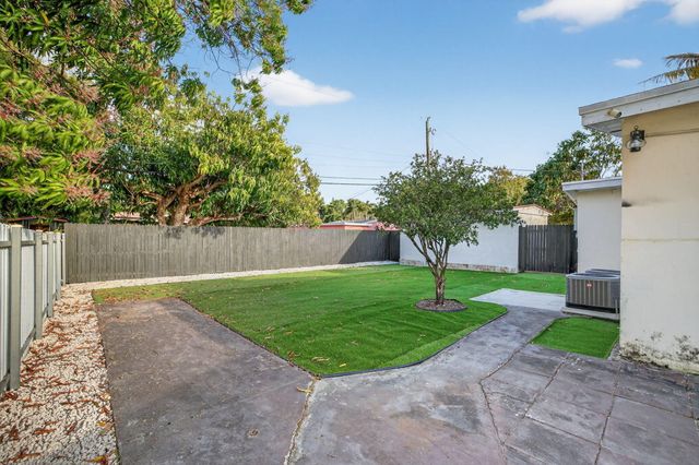 108 SW 24th Avenue, Fort Lauderdale, FL 33312