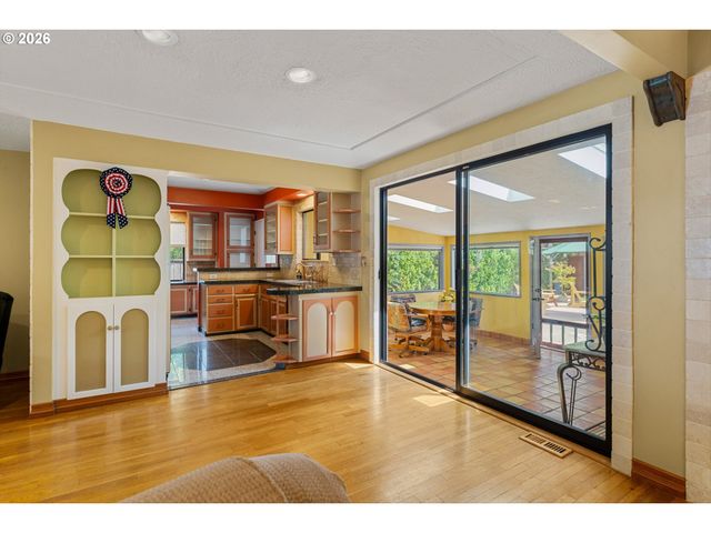 4802 Se 51ST Ave, Portland, OR 97206