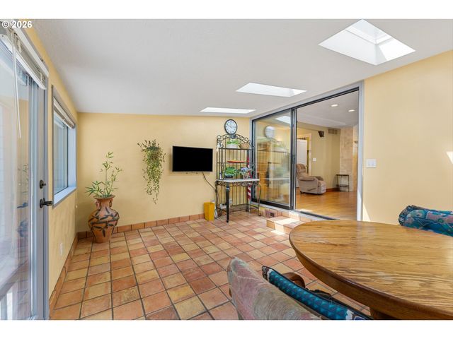 4802 Se 51ST Ave, Portland, OR 97206