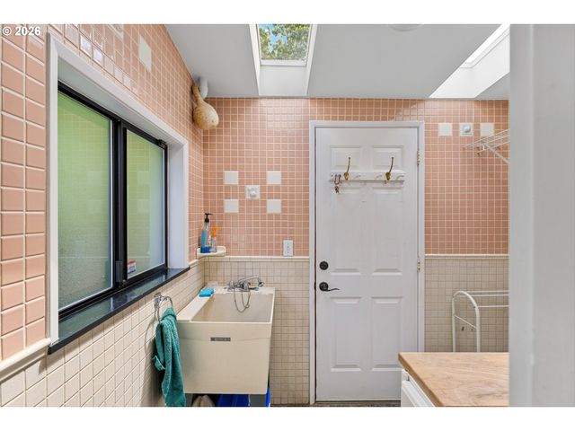 4802 Se 51ST Ave, Portland, OR 97206