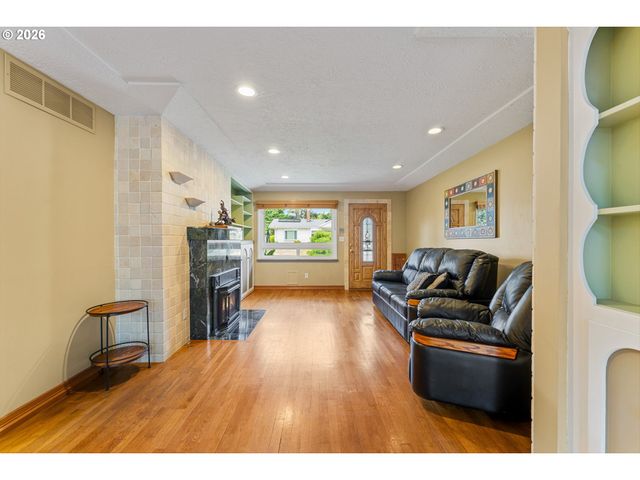 4802 Se 51ST Ave, Portland, OR 97206