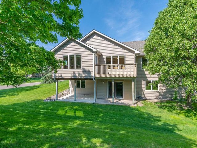 15930 38th Avenue N, Plymouth, MN 55446