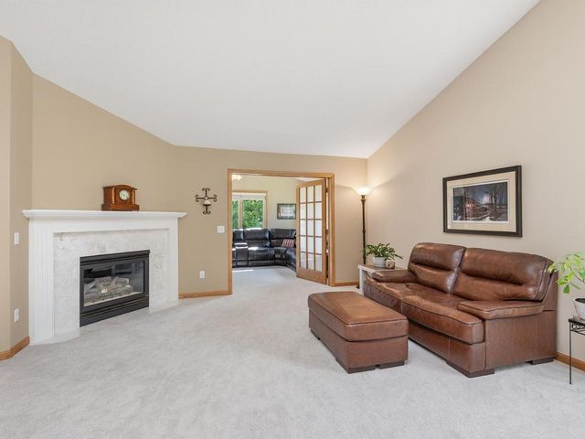 15930 38th Avenue N, Plymouth, MN 55446