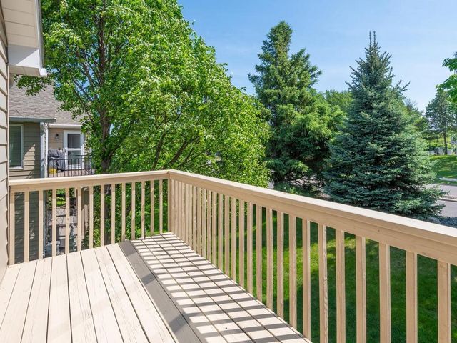 15930 38th Avenue N, Plymouth, MN 55446