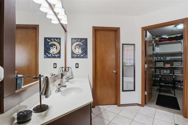 3017 Richfield Lane, Edmond, OK 73013