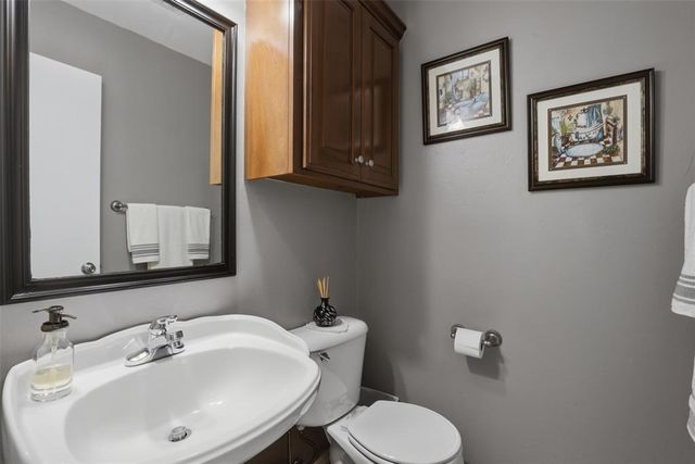 3017 Richfield Lane, Edmond, OK 73013
