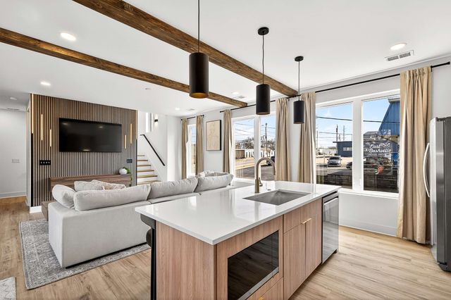 314 E Trinity Ln Apt 2, Nashville, TN 37207