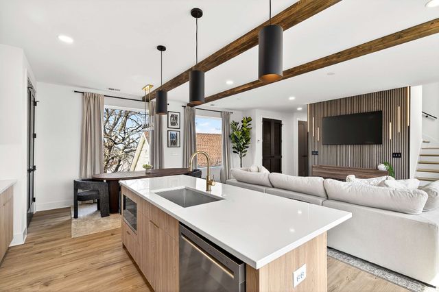 314 E Trinity Ln Apt 2, Nashville, TN 37207