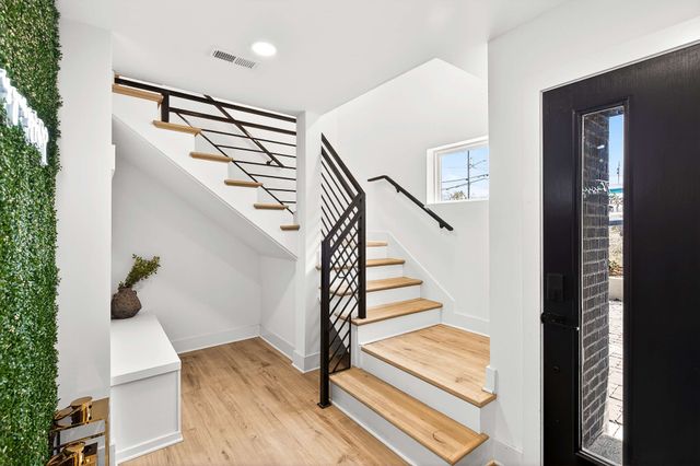 314 E Trinity Ln Apt 2, Nashville, TN 37207