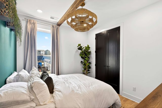 314 E Trinity Ln Apt 2, Nashville, TN 37207