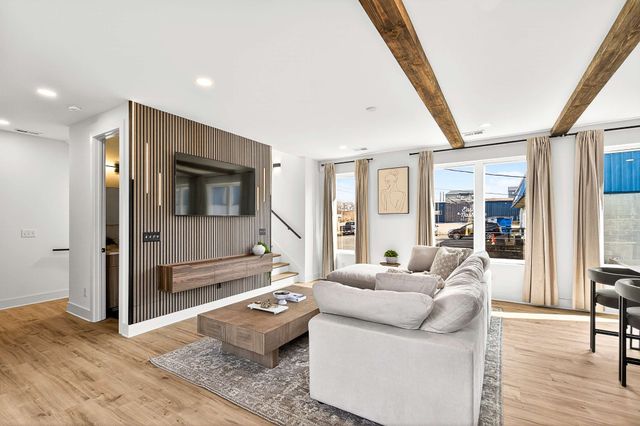 314 E Trinity Ln Apt 2, Nashville, TN 37207