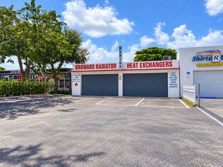1863 S State Road 7, Fort Lauderdale, FL 33317