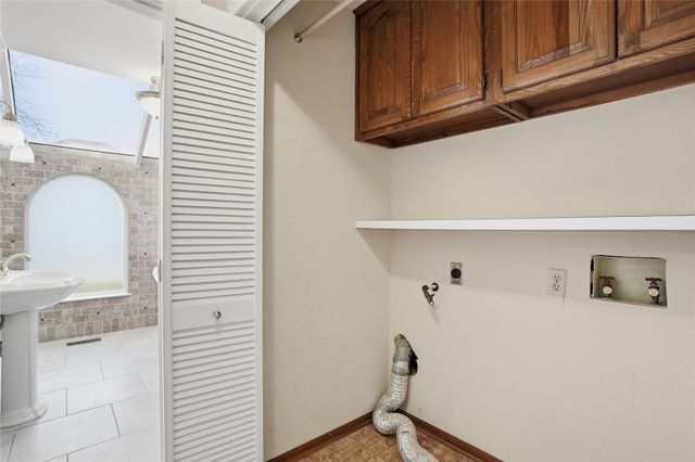1711 Valley Road, Sapulpa, OK 74066