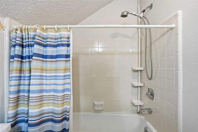 1711 Valley Road, Sapulpa, OK 74066