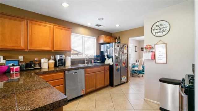 5228 Verenda, 29 Palms, CA 92277
