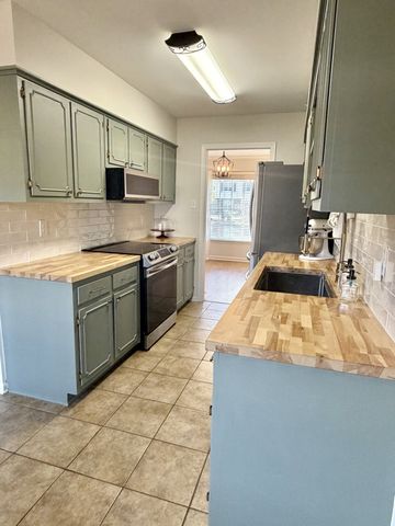6092 Macinness Dr, Memphis, TN 38119