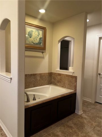 4103 4103 SW STONEWOOD TER, Bentonville, AR 72713