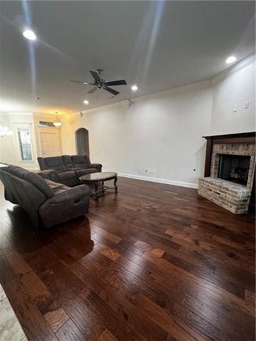 4103 4103 SW STONEWOOD TER, Bentonville, AR 72713