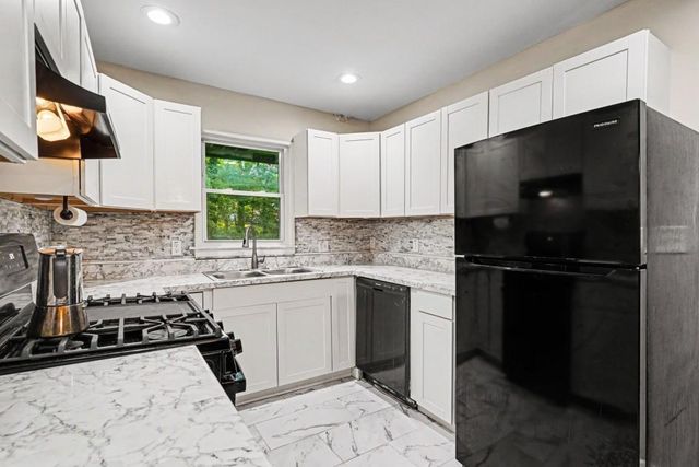 5633 Cypress Drive, Forest Park, GA 30297