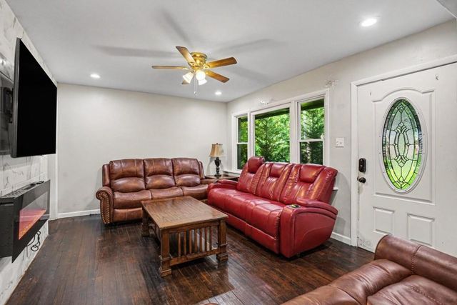 5633 Cypress Drive, Forest Park, GA 30297