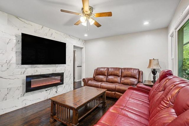 5633 Cypress Drive, Forest Park, GA 30297