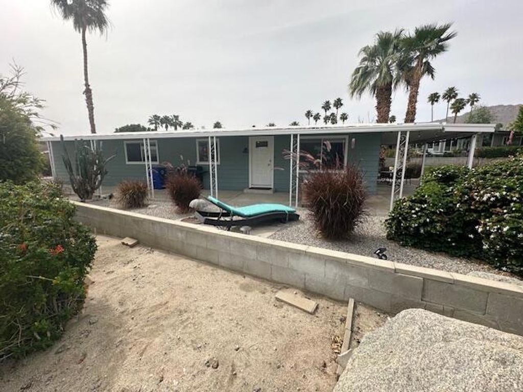 Image 14 of property listing at 49305 Highway 74 186, Palm Desert, CA 92260