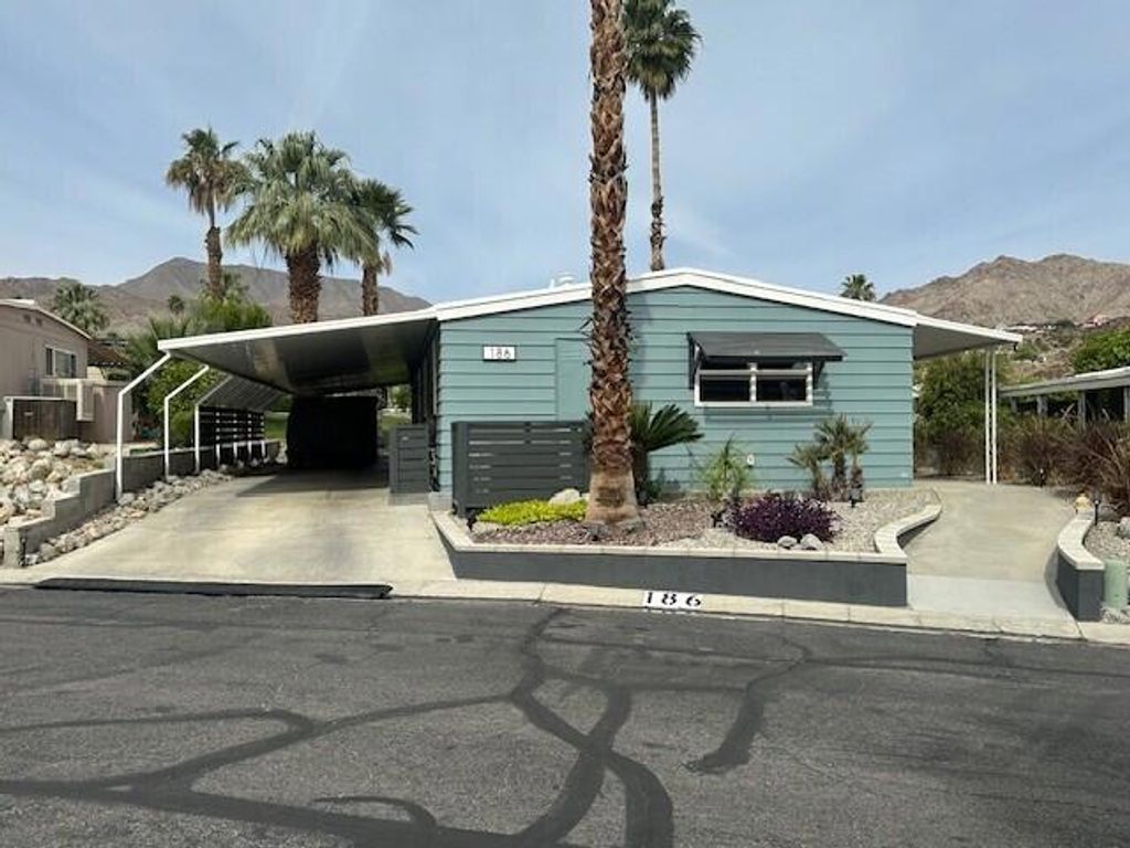 Image 3 of property listing at 49305 Highway 74 186, Palm Desert, CA 92260