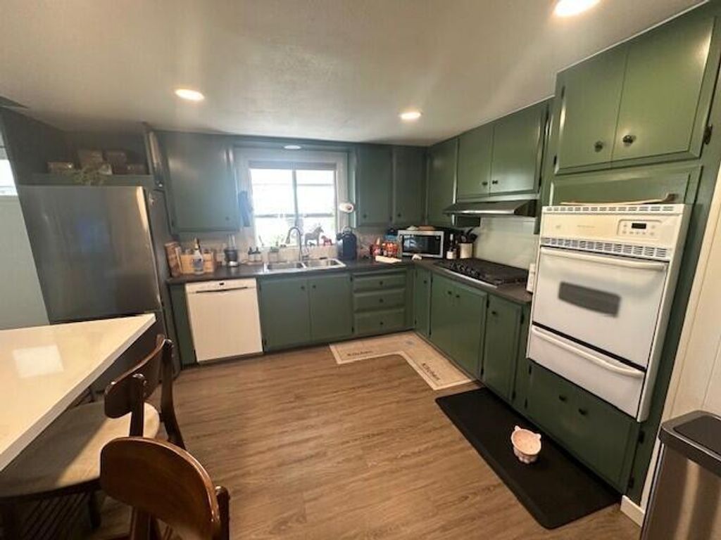 Image 4 of property listing at 49305 Highway 74 186, Palm Desert, CA 92260