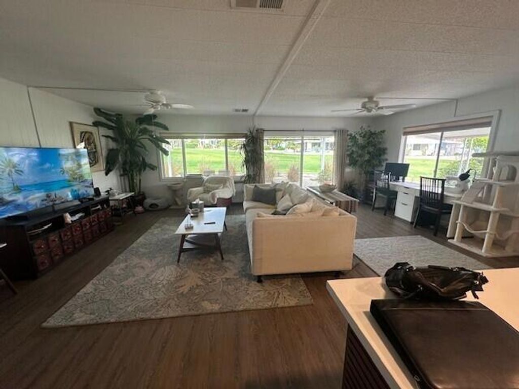 Image 6 of property listing at 49305 Highway 74 186, Palm Desert, CA 92260
