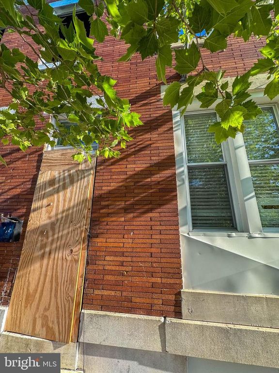 2416 OLIVER ST E, Baltimore, MD 21213