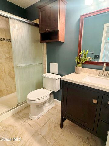 1511 Hampton Place Boulevard, North Greenbush, NY 12180