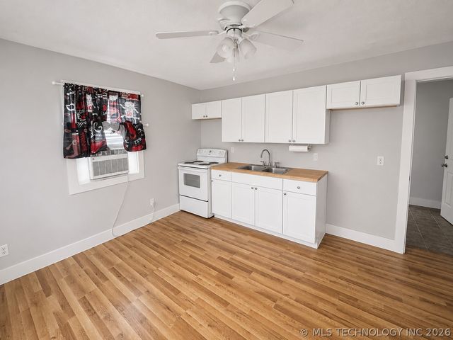 713 Pinewood Trails Drive, Ardmore, OK 73401