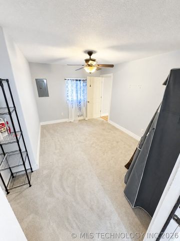 713 Pinewood Trails Drive, Ardmore, OK 73401
