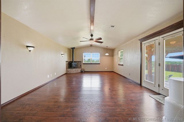 713 Pinewood Trails Drive, Ardmore, OK 73401