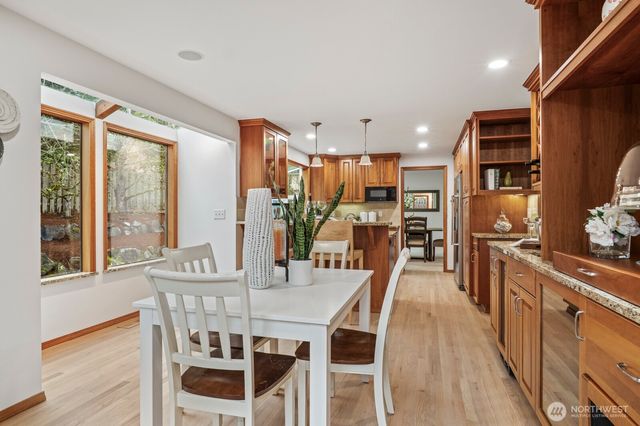 14216 SE 51st Street, Bellevue, WA 98006