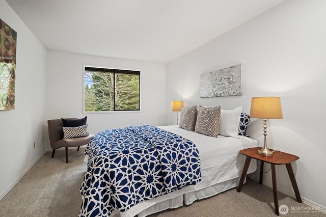 14216 SE 51st Street, Bellevue, WA 98006