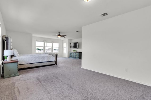 282 Crimson LN, Kyle, TX 78640