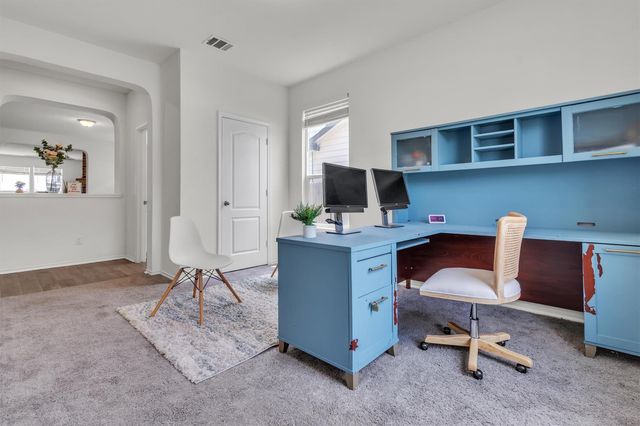 282 Crimson LN, Kyle, TX 78640