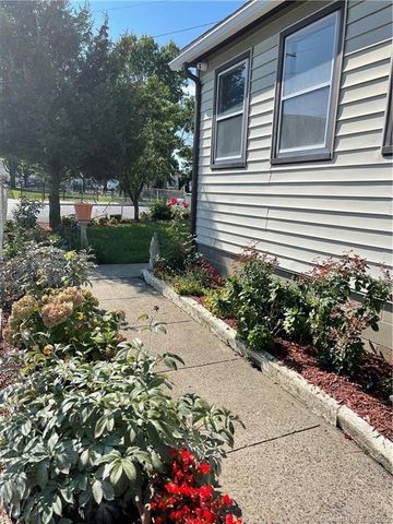 115 Oak Street 1, Bridgeport, CT 06604