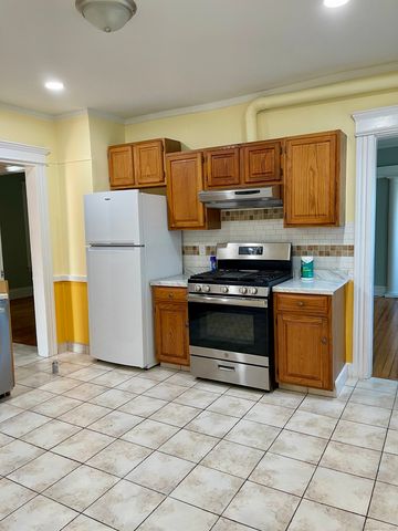 115 Oak Street 1, Bridgeport, CT 06604